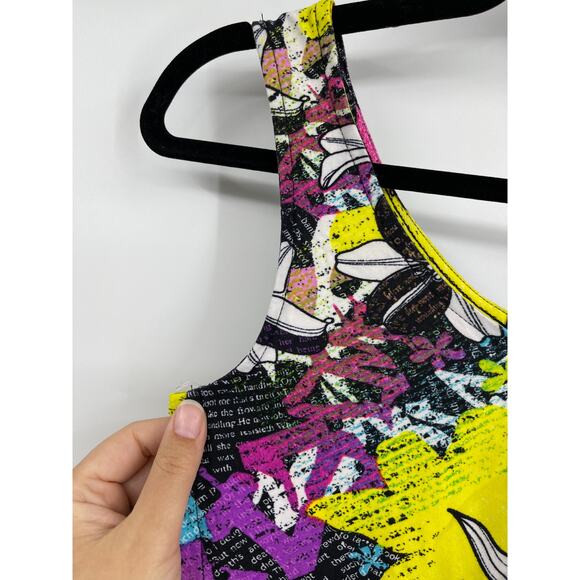 Love Womens Floral Athletic Crop Tank Top Side Cut Out Sleeveless NEW Large - Picture 4 of 11